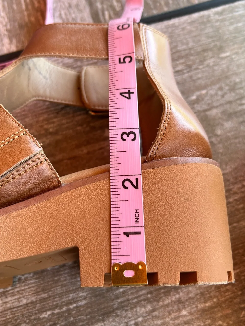 Blondo Hayslee Cognac Leather Water-Resistant Chunky Lug Wedge Sandals Size 7.5
